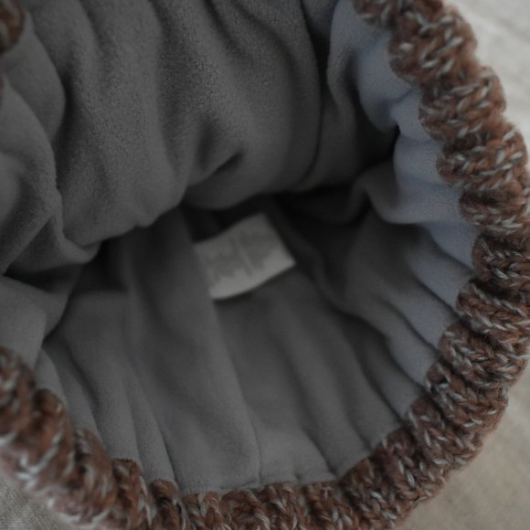 NWT Turtle Fur Lexi Pompom Beanie Blush Fleece Lining Ribbed Cuff - Picture 6 of 10